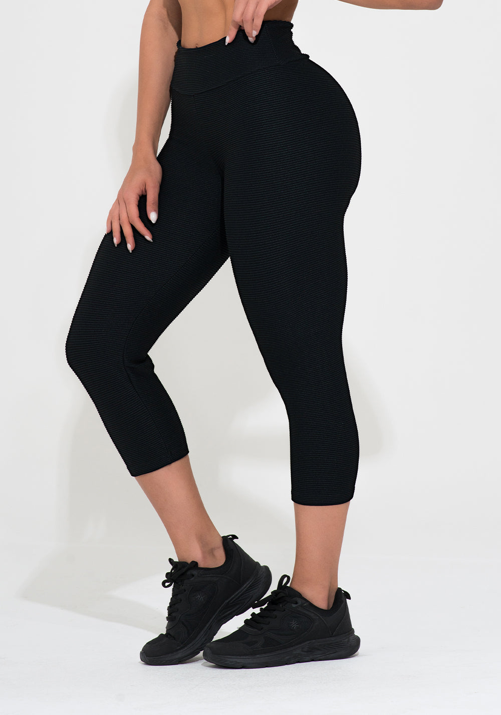 ESCAR コート Calça Corsário Fitness Feminina Preta Canelada Action Dlk – DLK