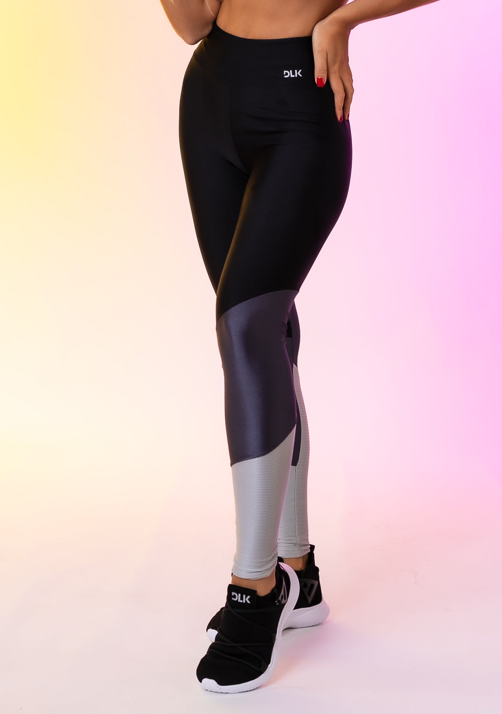 Calça Legging Happiness Com Recortes Preta, Grafite E Prata Dlk