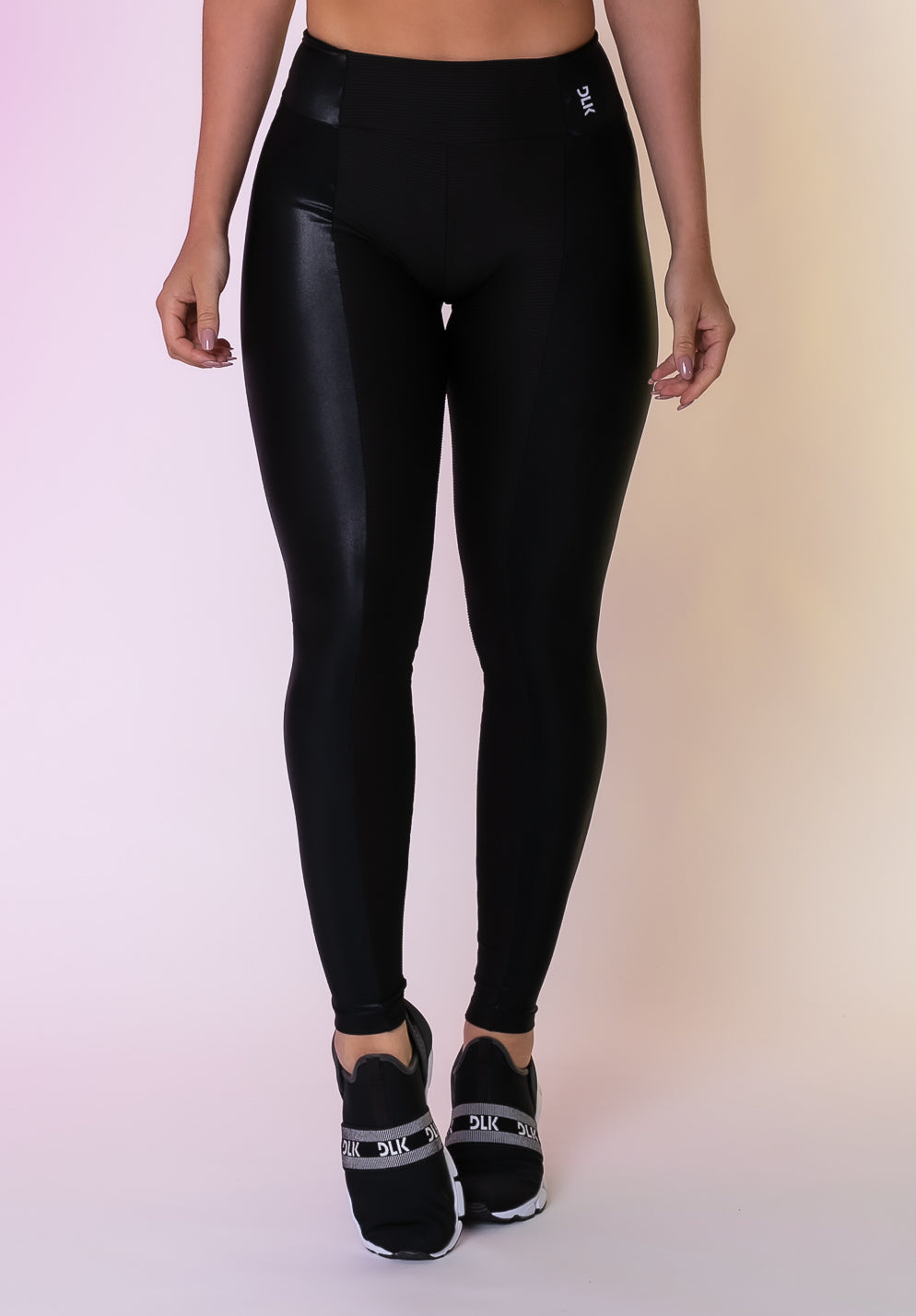 Calça Legging Happiness Texturizada Com Cirrê Preta Dlk