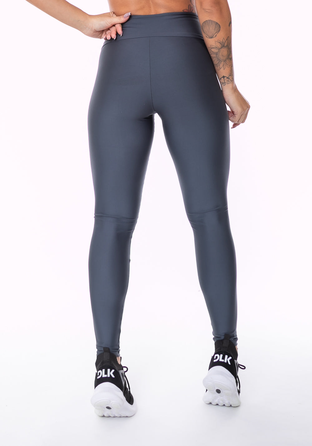 Calça Legging Equilibrium Cinza Com Cós Largo Dlk