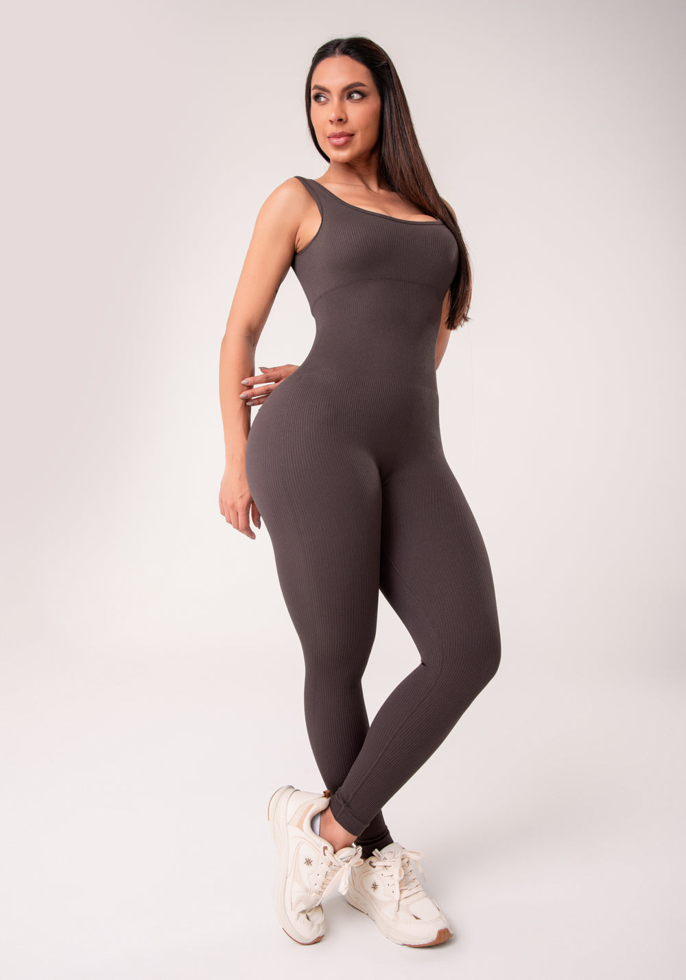 Macacão Fitness Feminino Marrom Canelado Com Bojo Seamless+ Dlk