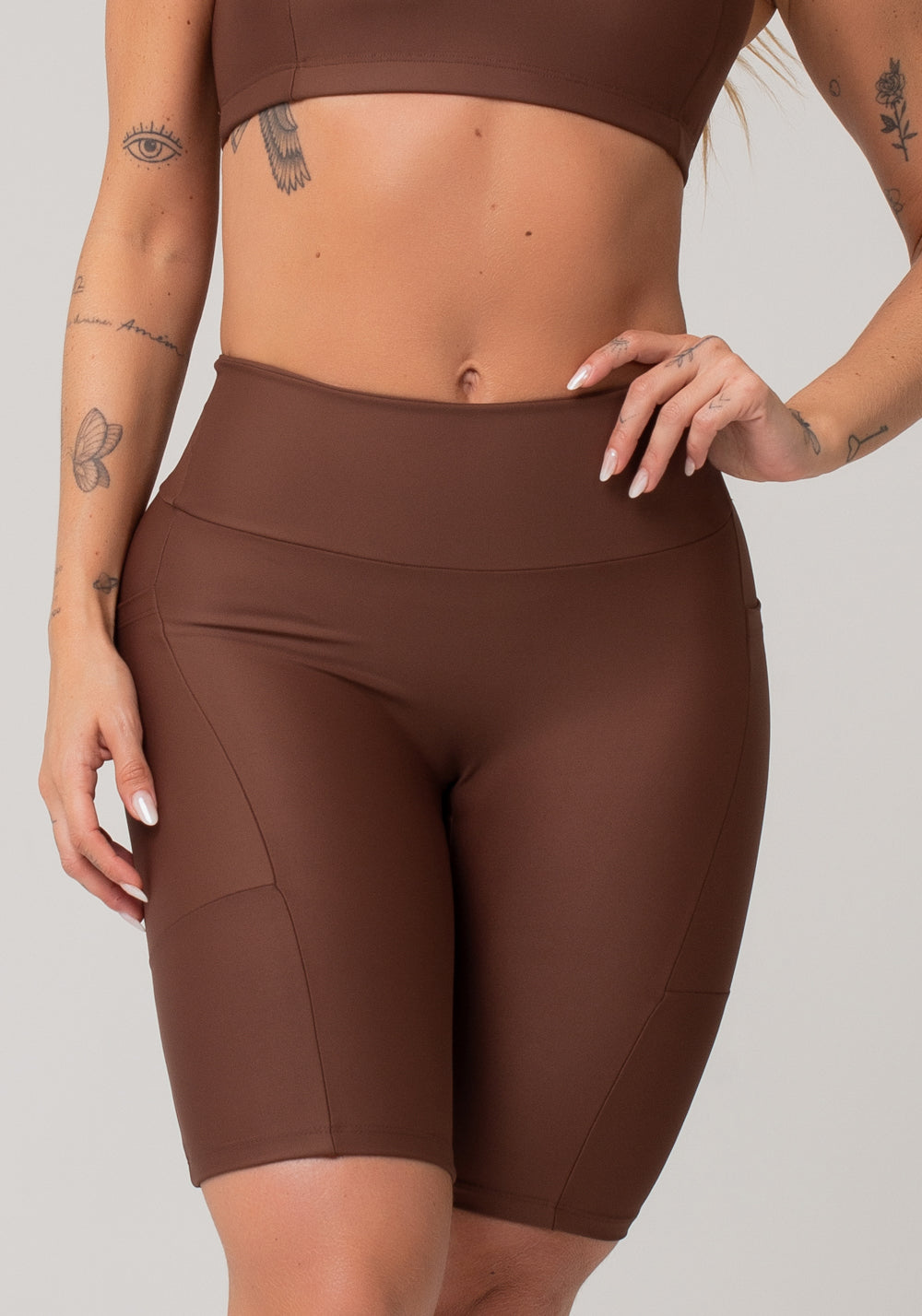 Bermuda De Treino Feminina Com Bolsos Básica Dlk Marrom