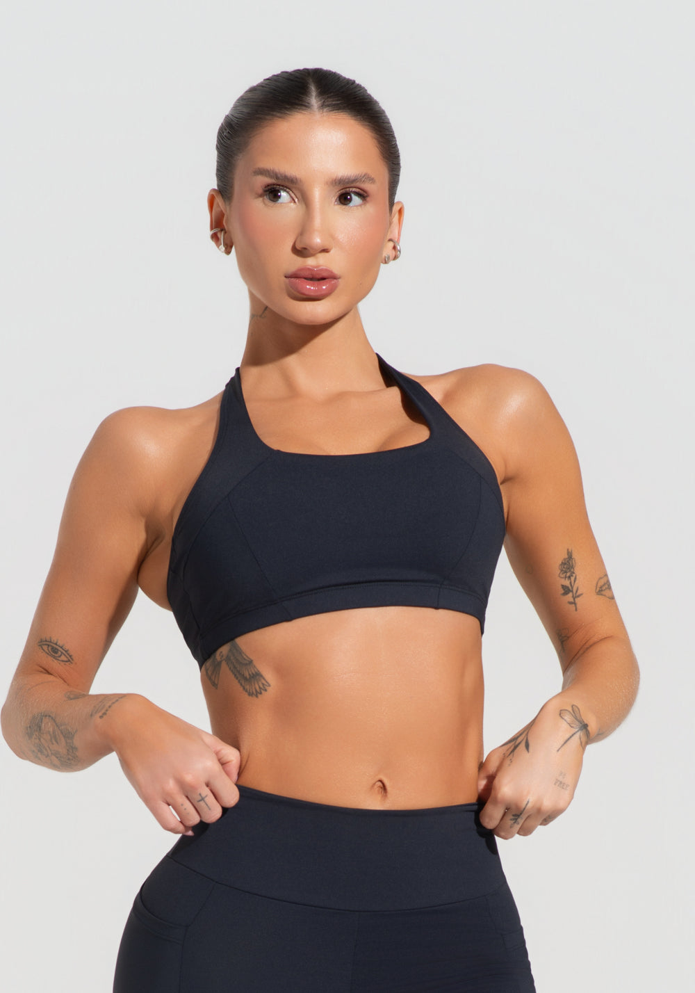 Top Fitness Feminino Modelo Nadador Com Recortes Soul Dlk Preto