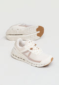 Tênis Esportivo Feminino Com Detalhe No Solado Dlk Off White E Caramelo